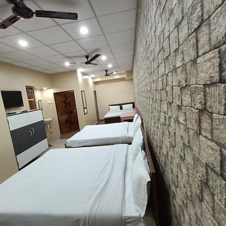 Hotel R D Palace 바라나시 외부 사진
