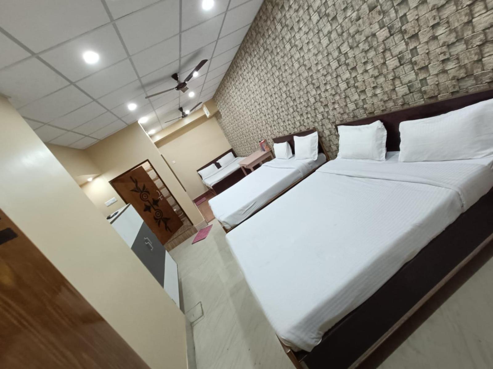 Hotel R D Palace 바라나시 외부 사진